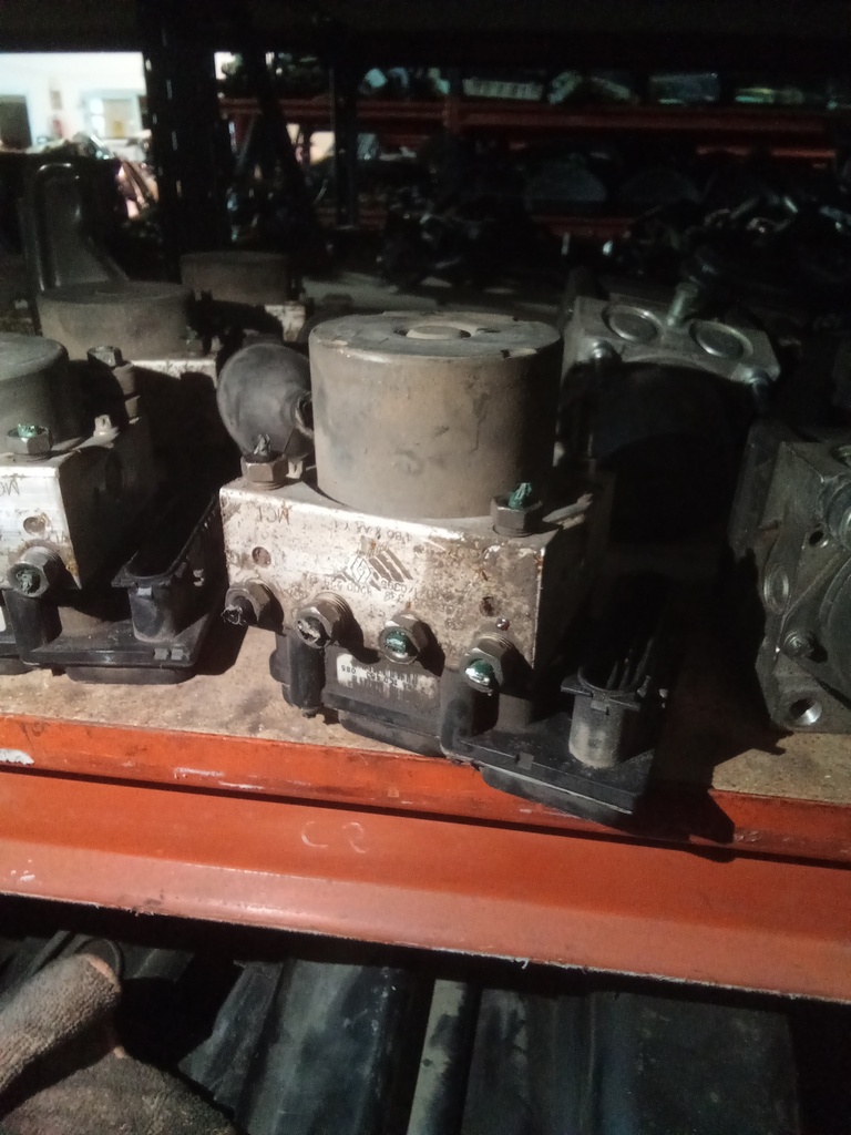 Módulo ABS Renault Clio '04