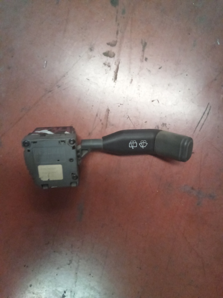 Mando de limpiaparabrisas renault expres '95