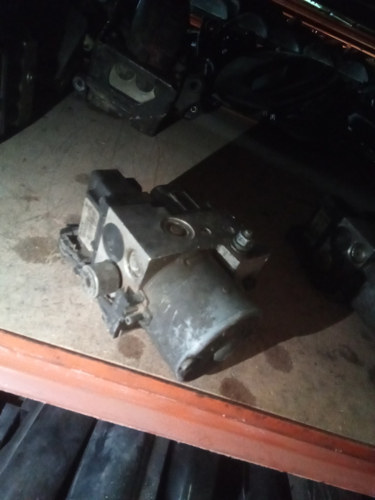 Módulo ABS audi a4 '97