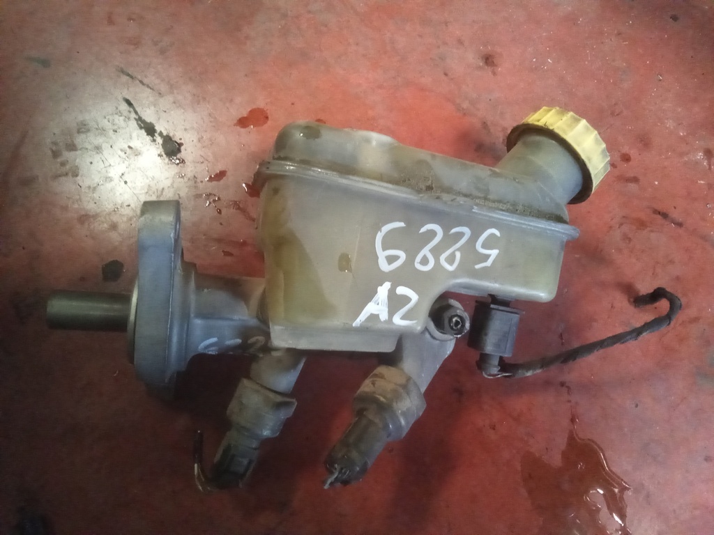 Bomba de freno audi a2 1.4 tdi '02