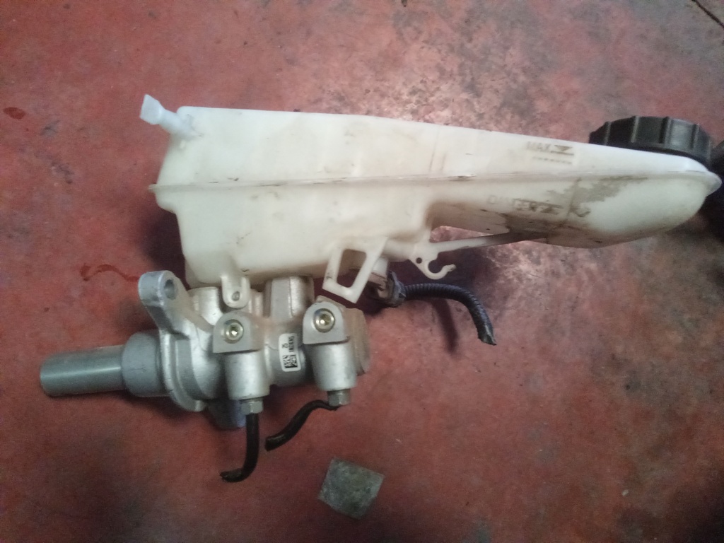 Bomba de freno Toyota proace 1.6  '17