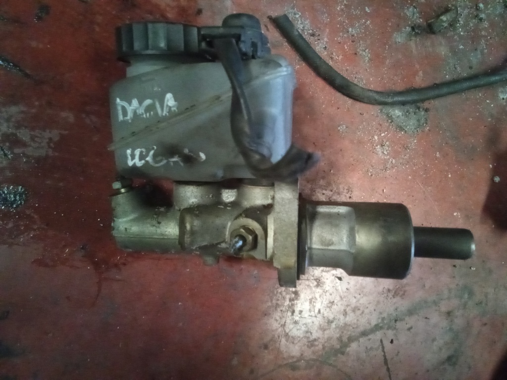 Bomba de freno Mercedes clase e  w124 3.0td  '96