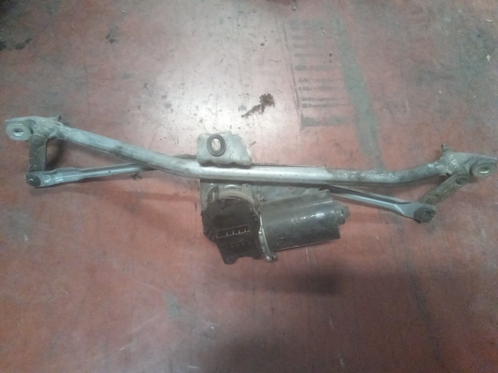 Motor limpia delantero Volkswagen Passat '96