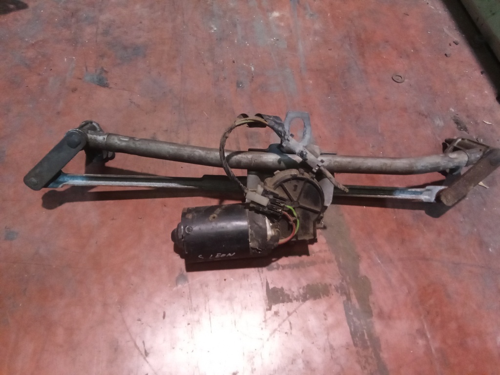 Motor limpia delantero seat león '99