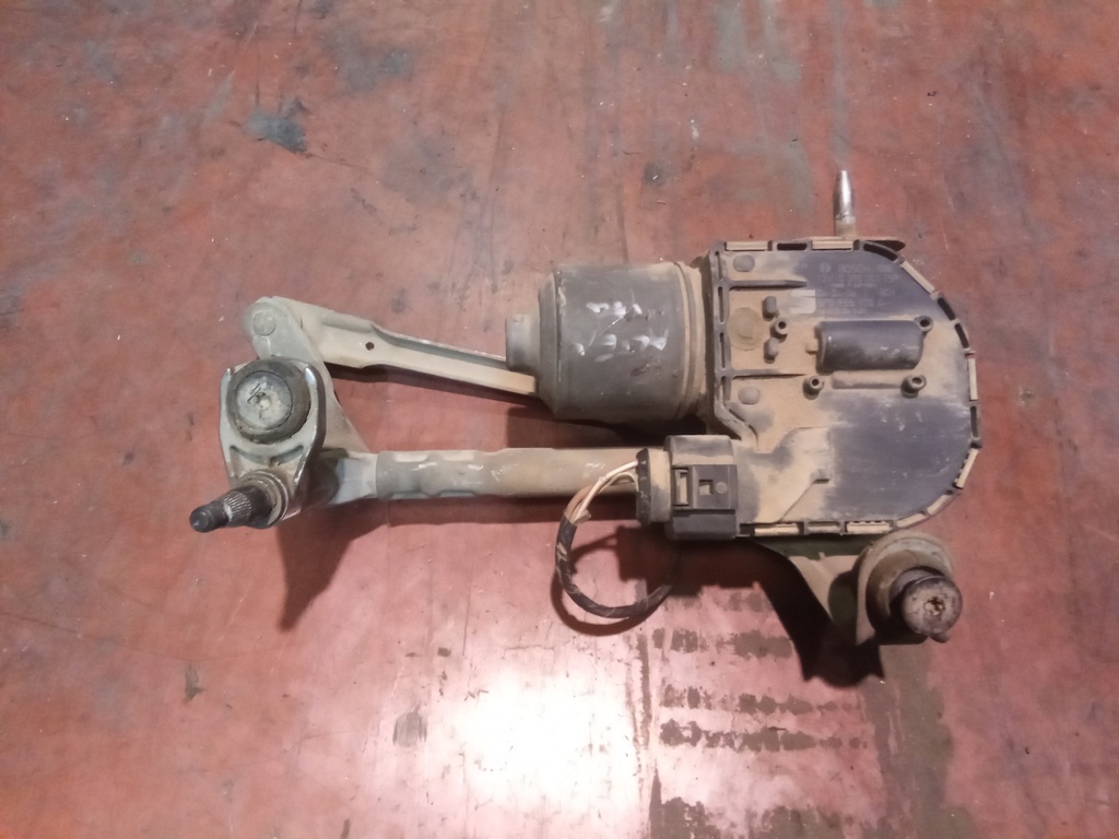 Motor limpia delantero derecho seat león '08