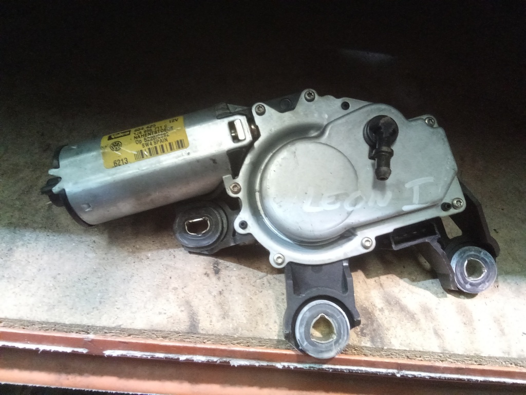 Motor limpia trasero seat león '99