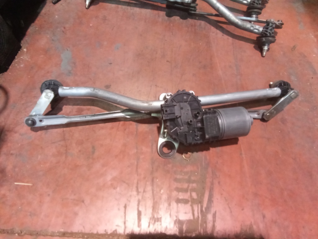 Motor limpia delantero BMW serie 3 e46 '03