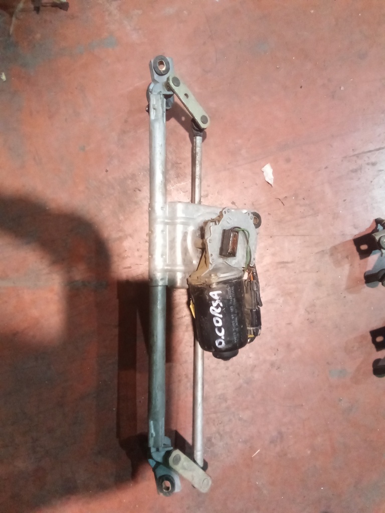 Motor limpia delantero Opel corsa b '96