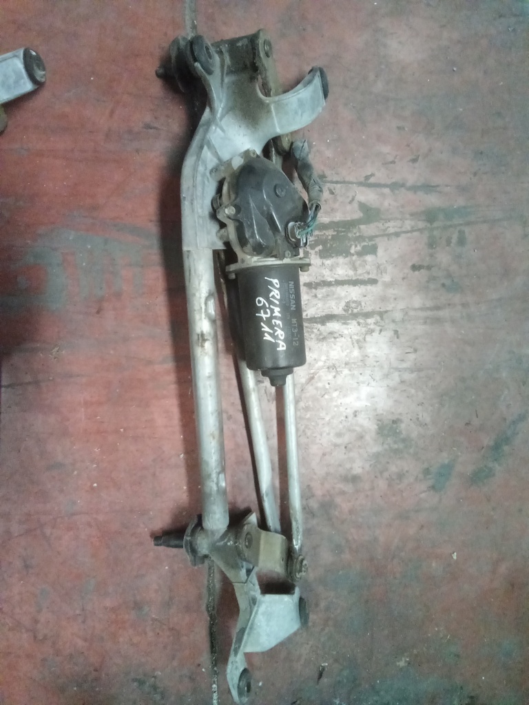 Motor limpia delantero Nissan primera '01
