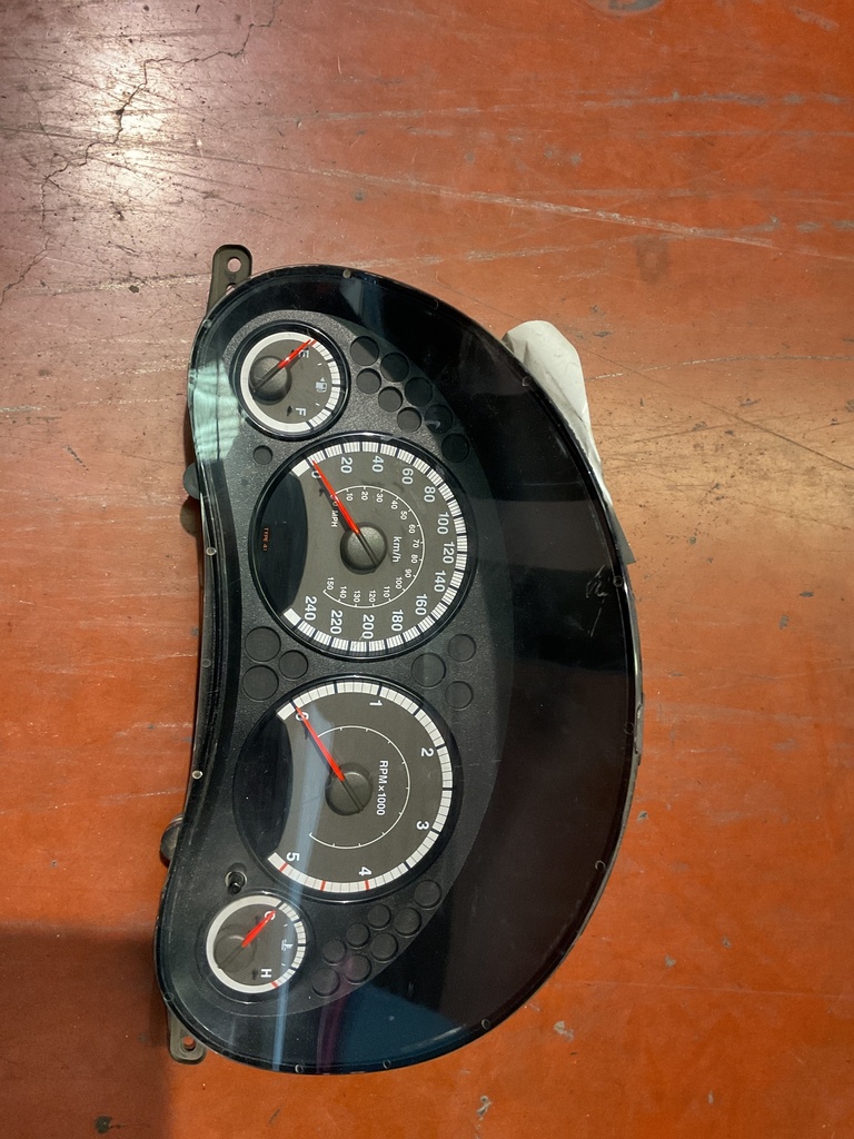 Cuadro instrumentos jeep cherokee 2005