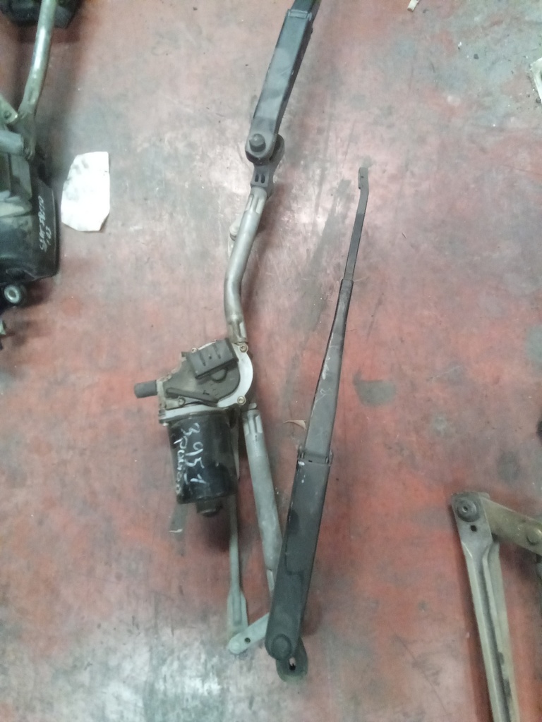 Motor limpia delantero Fiat punto '03