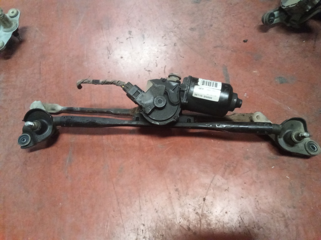 Motor limpia delantero Kia magentis '06