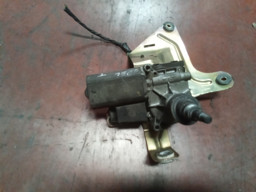 Motor limpia trasero Opel frontera '95