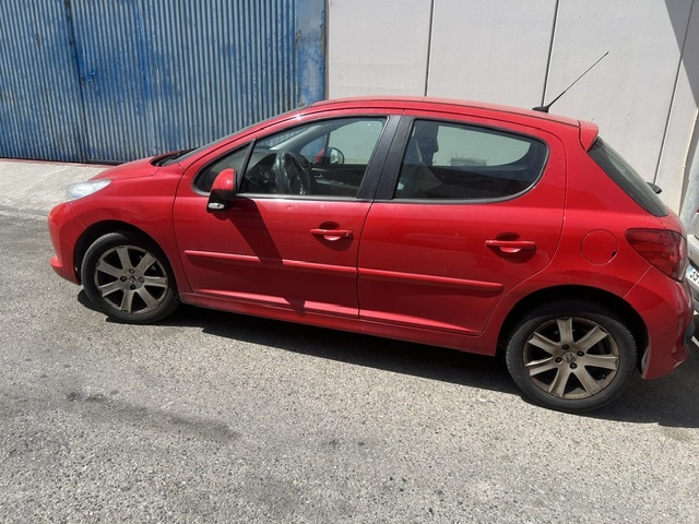 0498 PEUGEOT 207 1.6HDI 2006