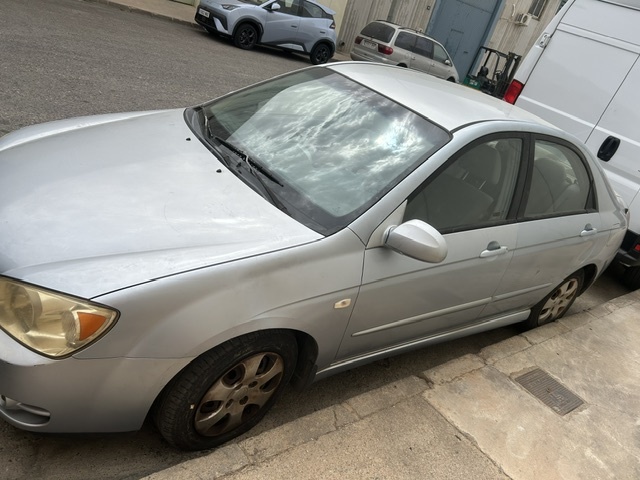 0545 KIA CERATO 2.0D 2004