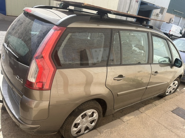 0570 CITROEN C4 PICASSO 2009 FRANCES