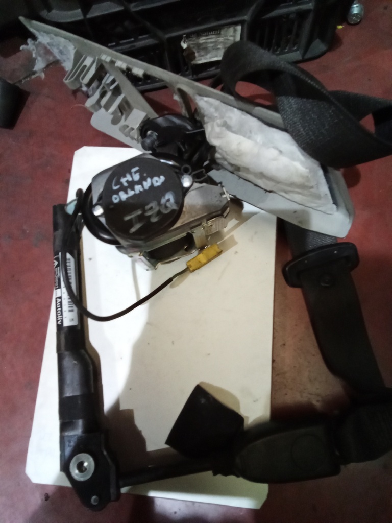 Cinturon delantero izquierdo chevrolet orlando '11