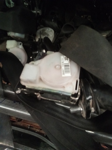 Cinturon trasero izquierdo citroen c4 gran picasso '07