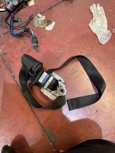 Cinturón seg. del.izquierda BMW serie 3 e93 ’077