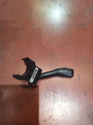 [SIN REFERENCIA] Mando de limpiaparabrisas audi a3 '98