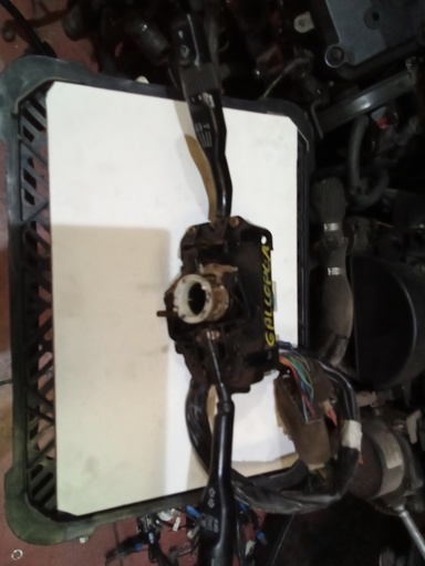 [SIN REFERENCIA] Mando multifunción mitsubishi galloper '98