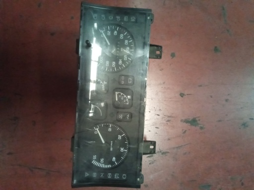 [8200 17 030 5] Cuadro instrumentos renault laguna 97