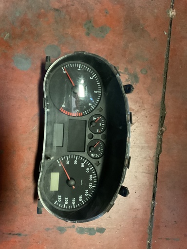 [28110102171412] Cuadro instrumentos seat ibiza 02
