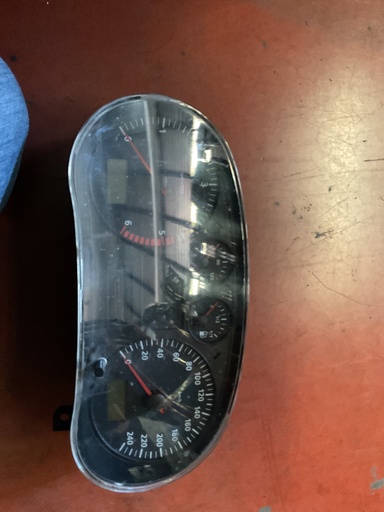 [07070402730083] Cuadro instrumentos seat león i