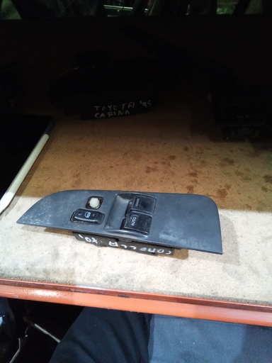 [Sin referencia] Botonera eleva lunas toyota corolla '00