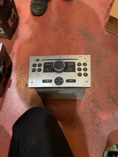 [13188892] Radio opel Corsa c '06