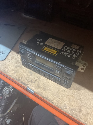 [8612042130] Radio toyota rav-4 ‘00