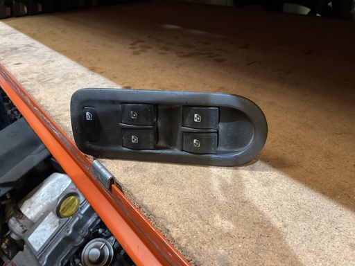 [025330] Botonera  eleva lunas renault megane II ‘05