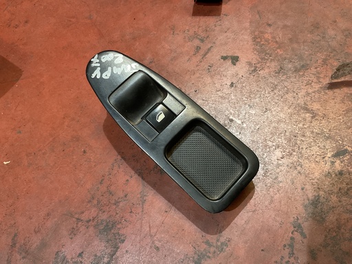 [Sin referencia] Botonera eleva lunas derecha citroen jumpy  ‘07