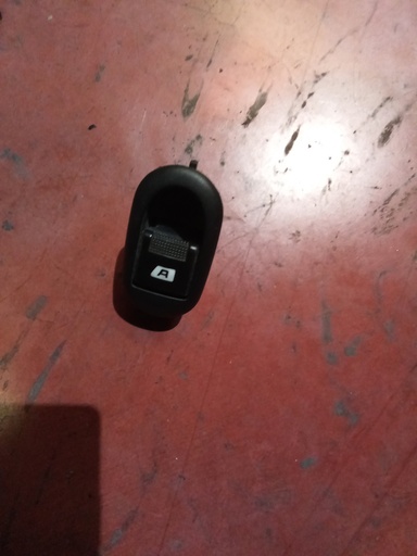 [96401469XT] Botonera eleva lunas citroen c3 '03