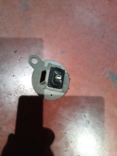 Botonera eleva lunas tras. citroen xsara picasso '04