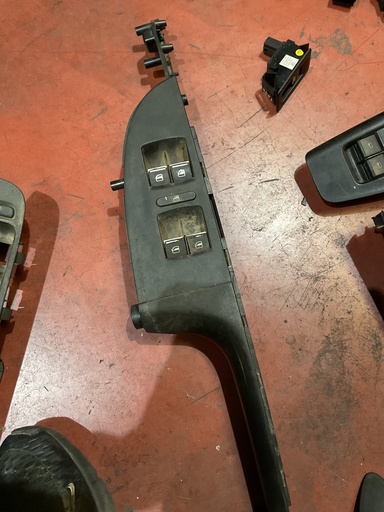 Botonera eleva lunas seat león ‘06