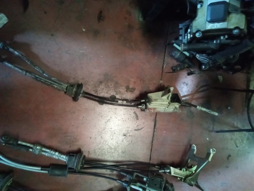 [Sin referencia] Palanca cambios 5 vel. peugeot 807 '03