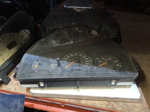 [A1635407611] Cuadro instrumentos mercedes ml ‘04