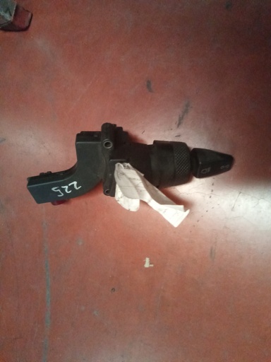 [85GG133350AA] Mando de luces ford scort '89