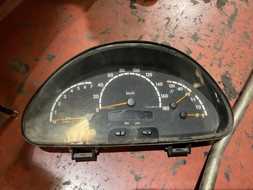 [A0004466921] Cuadro instrumentos mercedes sprinter ‘03