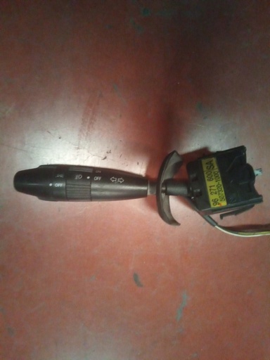 [963928622HW] Mando de luces  daewoo nubira '03