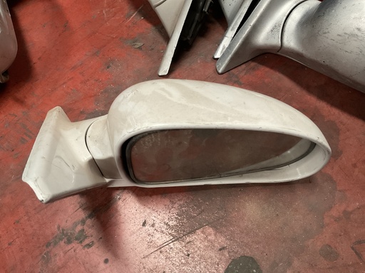 [010079] Retrovisor derecho hyundai coupe ‘97