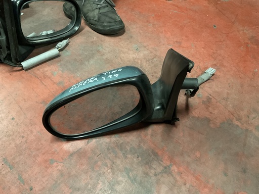 [015541] Retrovisor izquierdo nissan almera tino ‘03