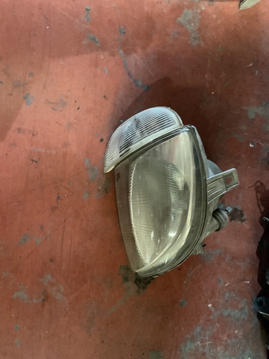 Faro derecho fiat seicento año 2003