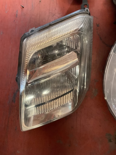 Faro izquierdo citroen c2