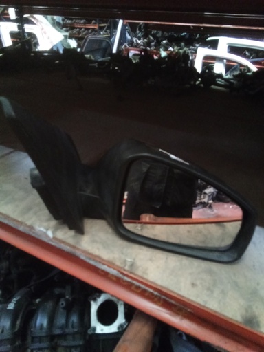 [0209138] Retrovisor derecho renault fluence '12