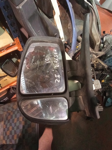 Retrovisor izquierdo renault master '05