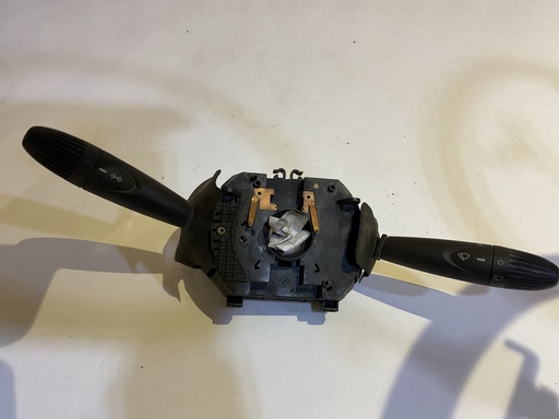 [150021490029] Mando multifumcion fiat punto año 2000