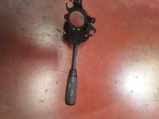 [A6395450124] Mando de limpiaparabrisas mercedes vito '04