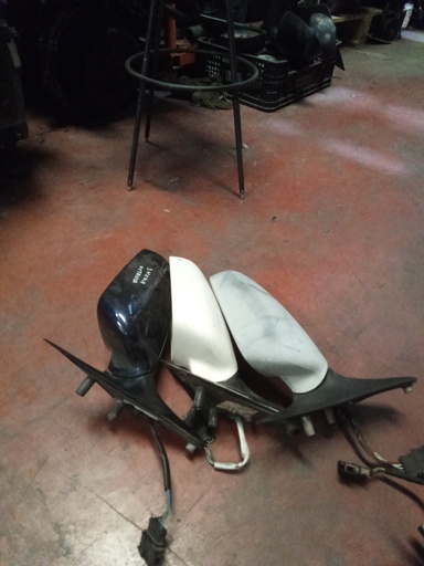 [020479] Retrovisor izquierdo skoda octavia '02